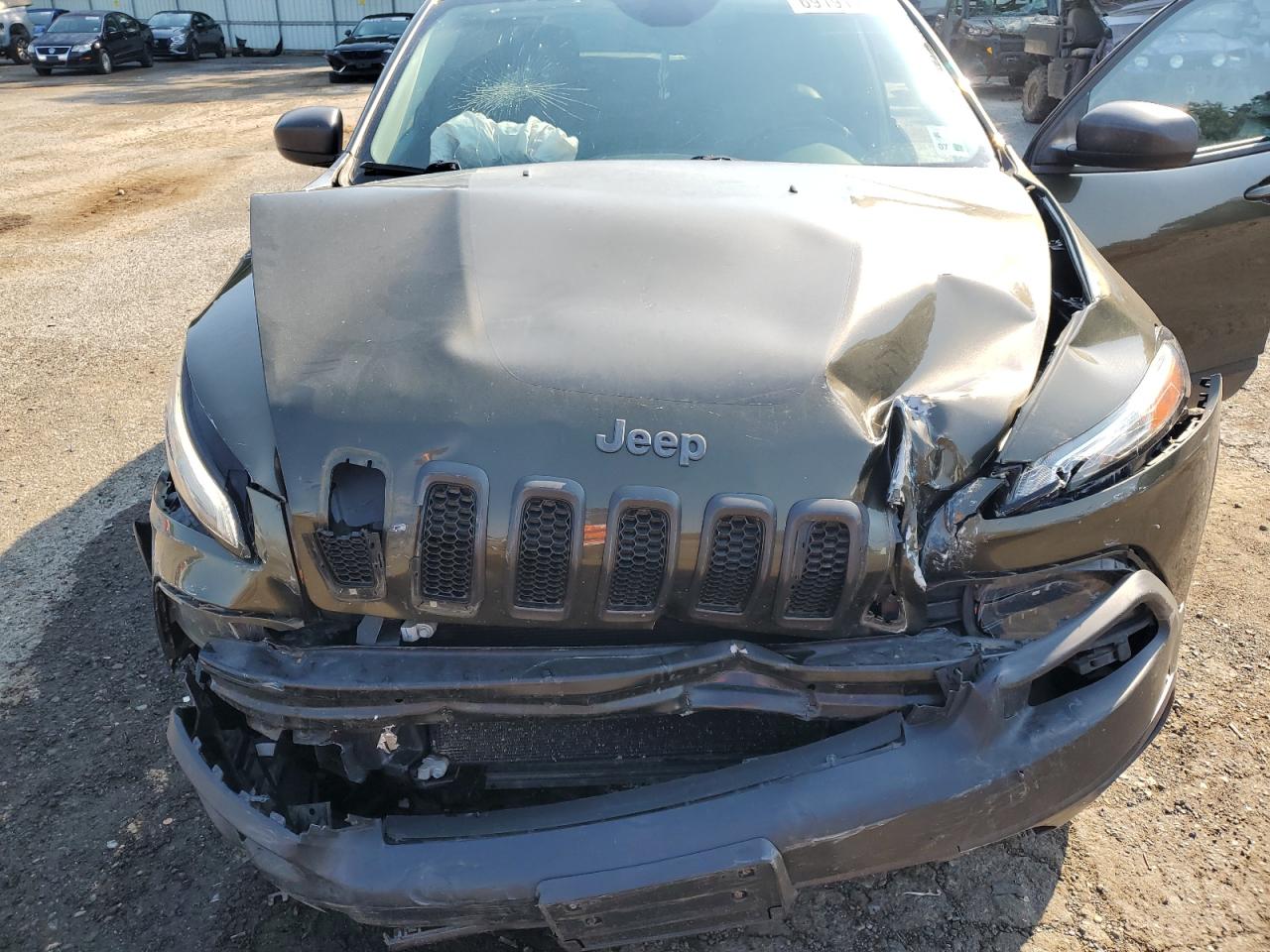 2015 Jeep Cherokee Trailhawk VIN: 1C4PJMBSXFW717450 Lot: 69191155