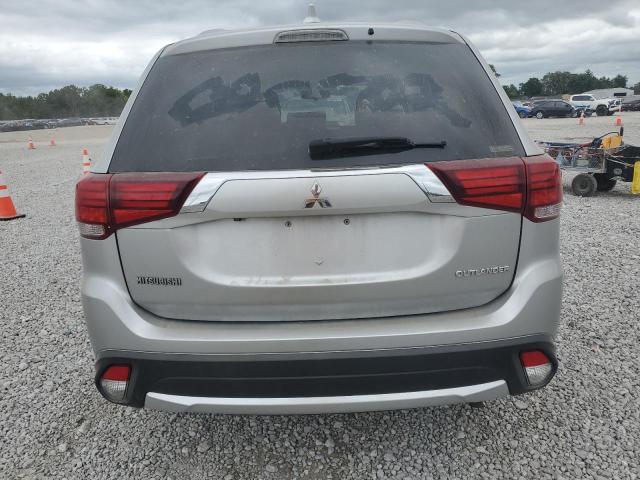  MITSUBISHI OUTLANDER 2018 Серебристый