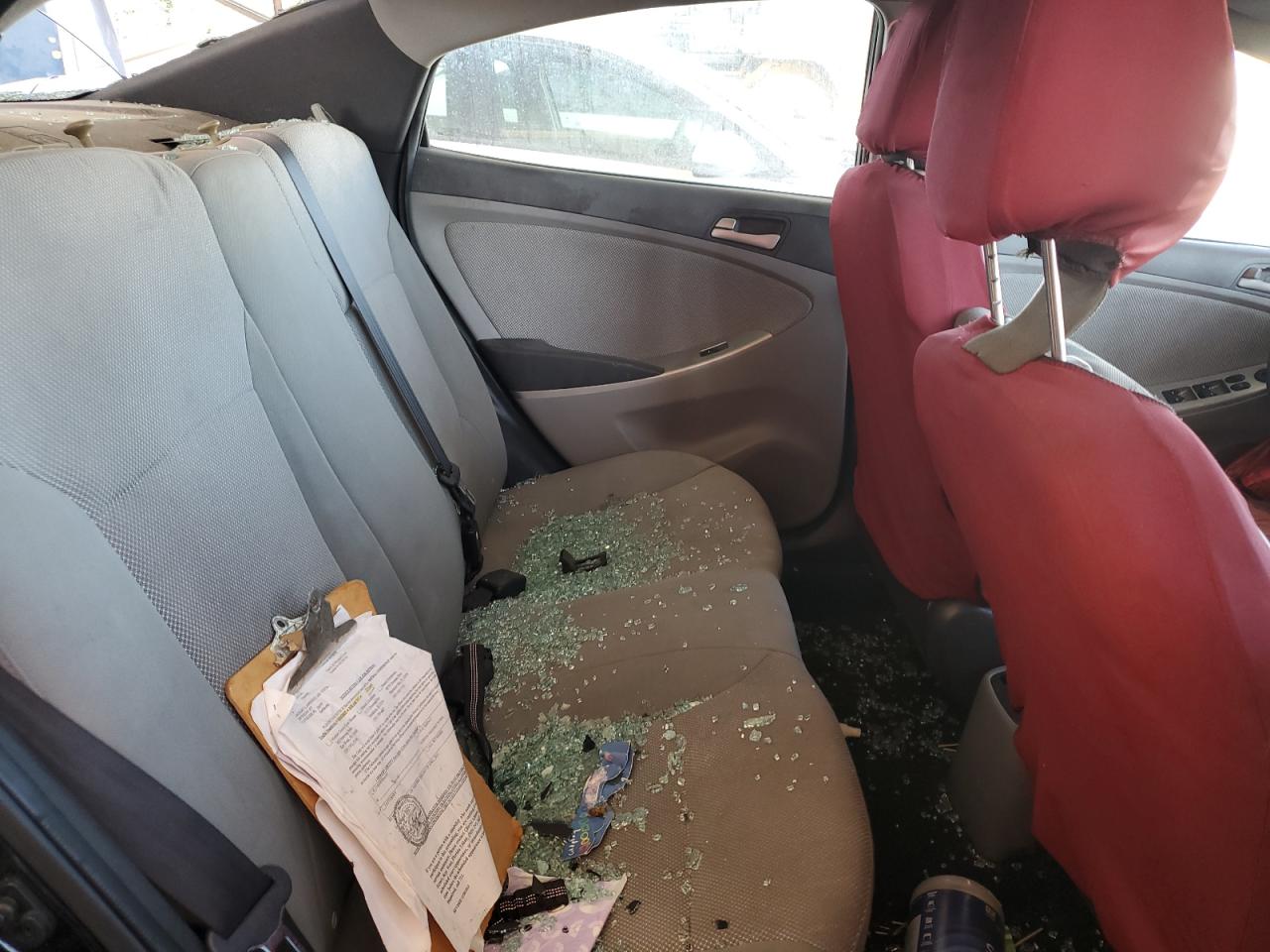 2014 Hyundai Accent Gls VIN: KMHCT4AE1EU758351 Lot: 69215275