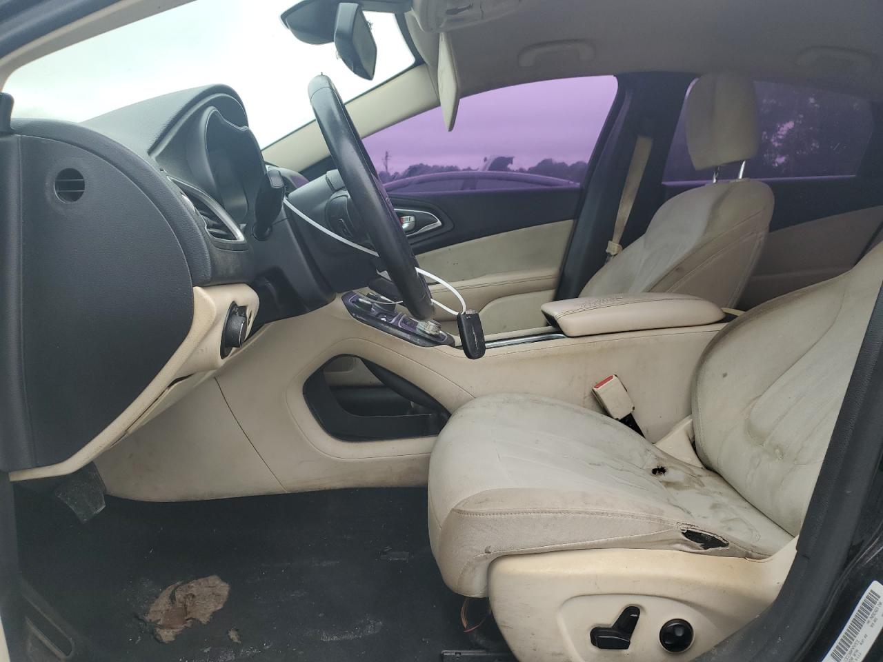 2015 Chrysler 200 S VIN: 1C3CCCBB2FN550935 Lot: 67678525