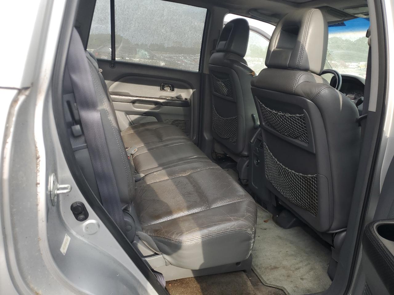 2005 Honda Pilot Exl VIN: 5FNYF18545B03642 Lot: 70284935