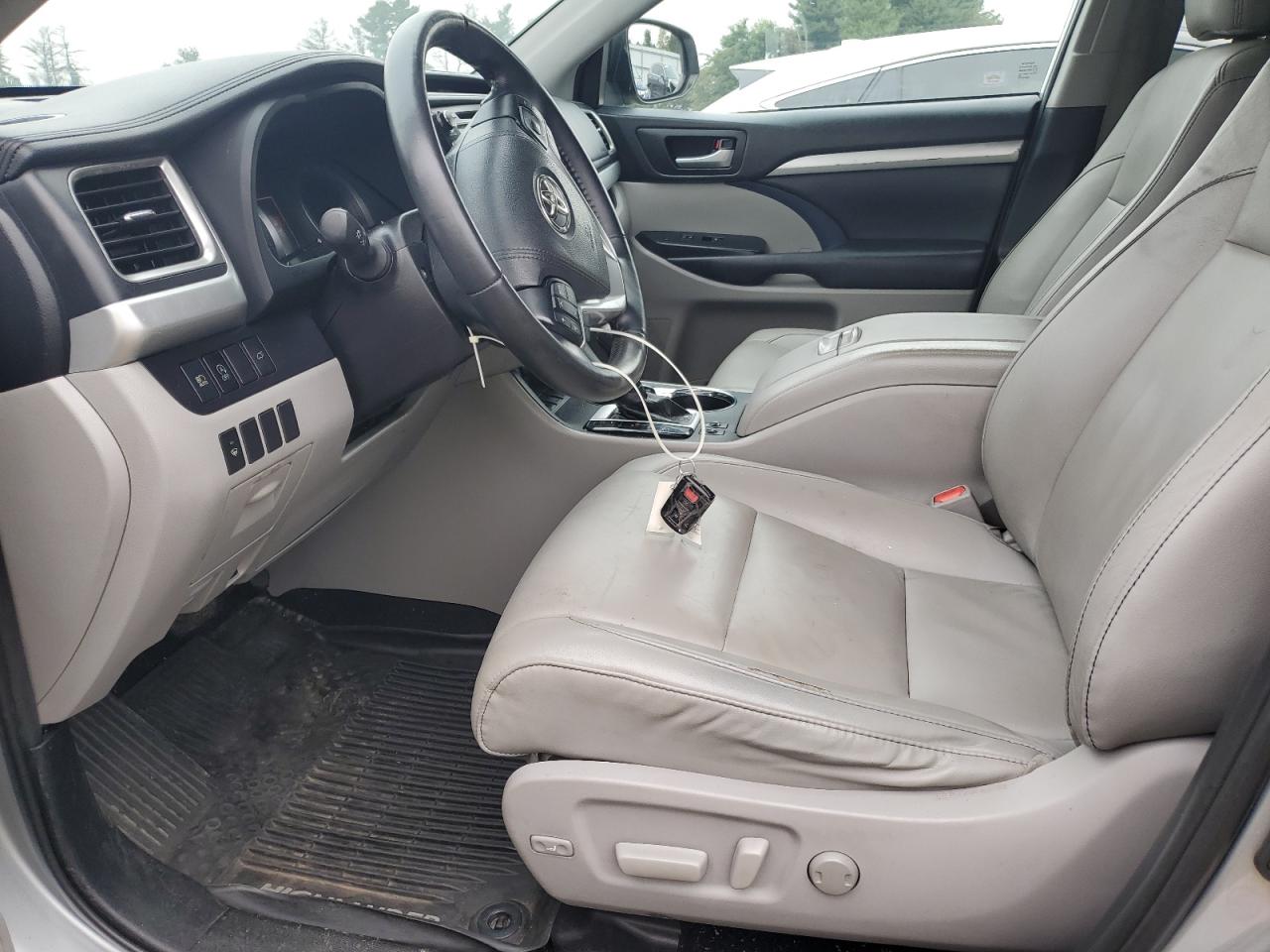 2019 Toyota Highlander Se VIN: 5TDKZRFH7KS557763 Lot: 67078605