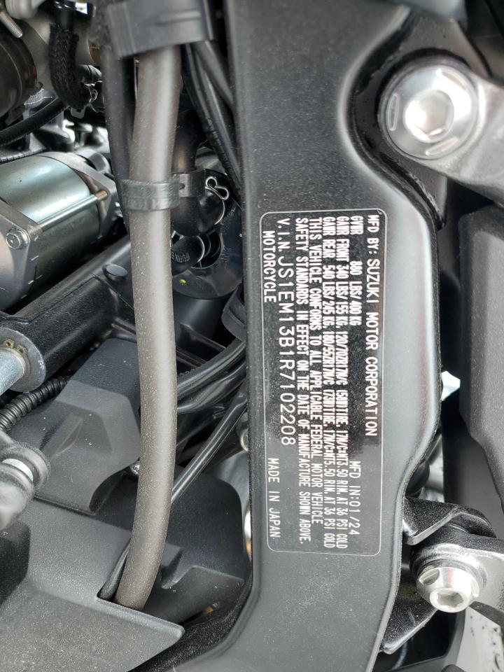 2024 Suzuki Gsx800 F VIN: JS1EM13B1R7102208 Lot: 69739615