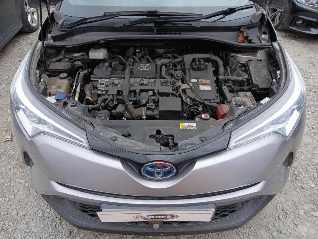 2018 TOYOTA C-HR DESIG