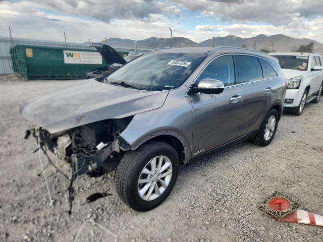  KIA SORENTO 2017 Srebrny