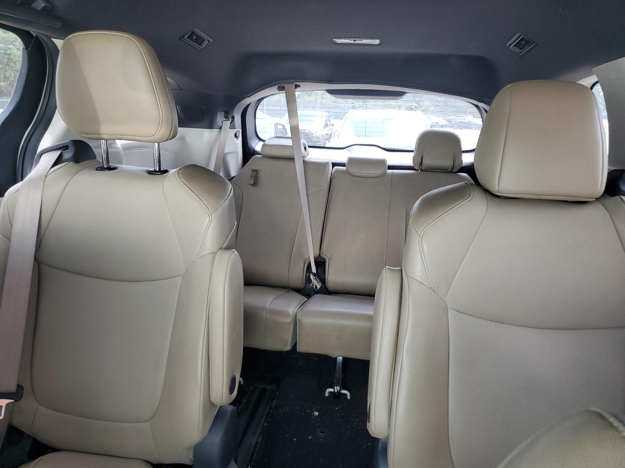 2021 Toyota Sienna Xle VIN: 5TDJRKEC1MS007972 Lot: 69095275