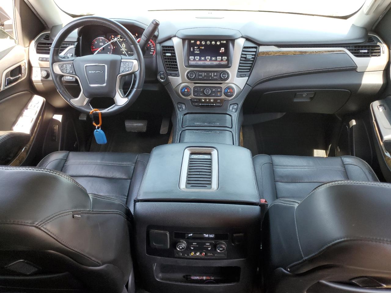 2016 GMC Yukon Xl Denali VIN: 1GKS2HKJ3GR139167 Lot: 68927095