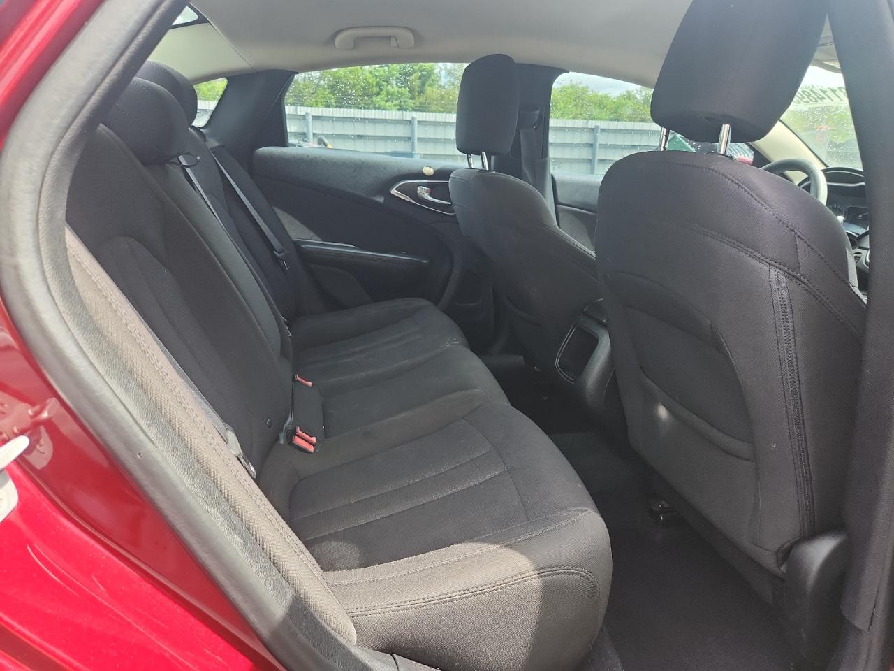 2015 Chrysler 200 Limited VIN: 1C3CCCAB5FN520815 Lot: 68114895