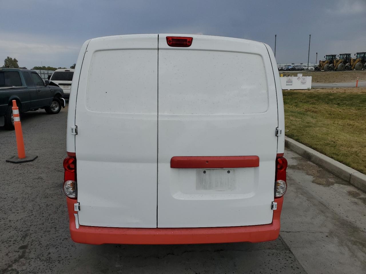 2015 Nissan Nv200 2.5S VIN: 3N6CM0KN4FK730017 Lot: 69181705
