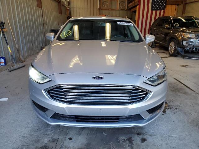  FORD FUSION 2018 Серебристый
