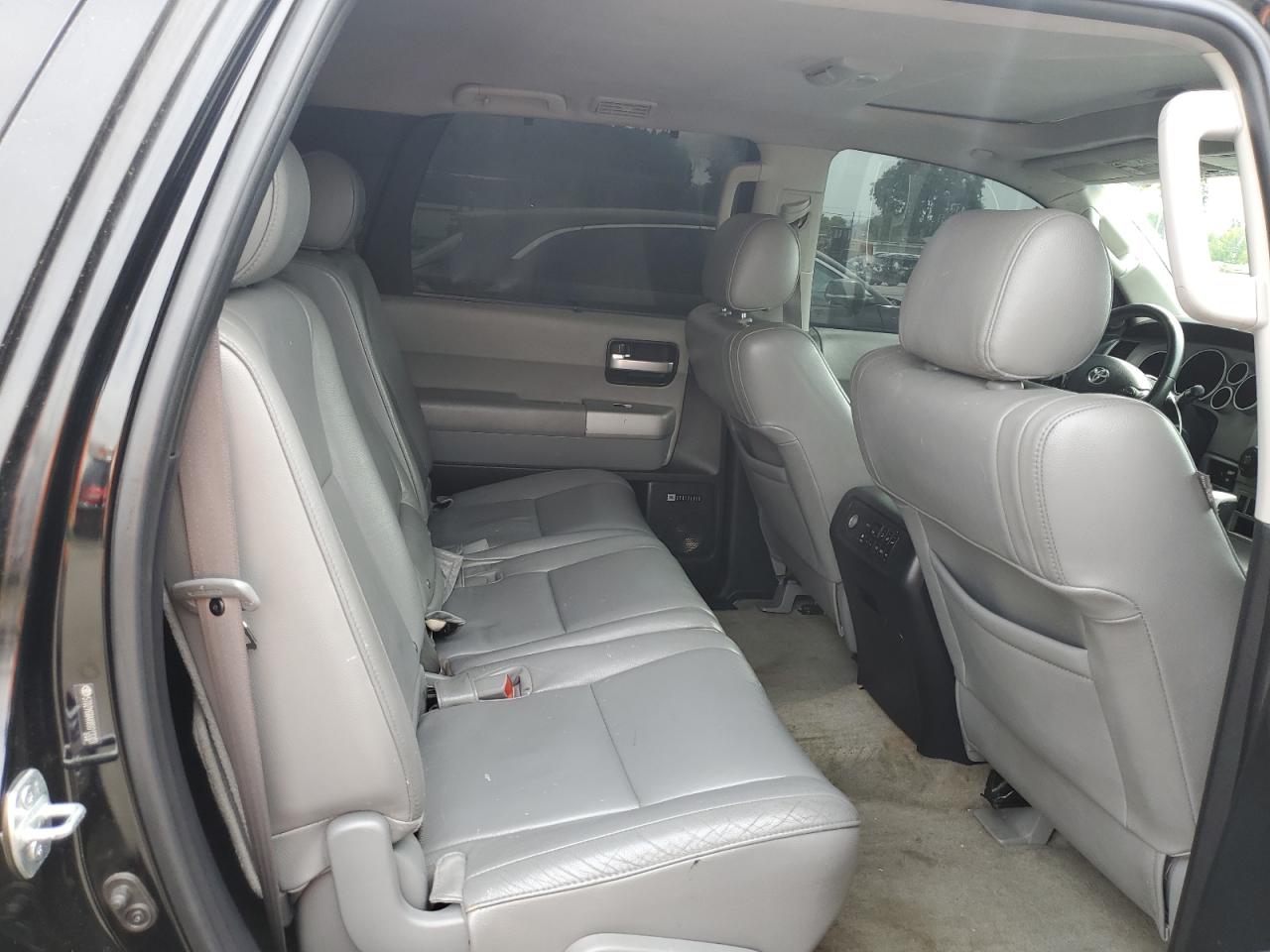 2008 Toyota Sequoia Limited VIN: 5TDZY68AX8S013203 Lot: 70716835