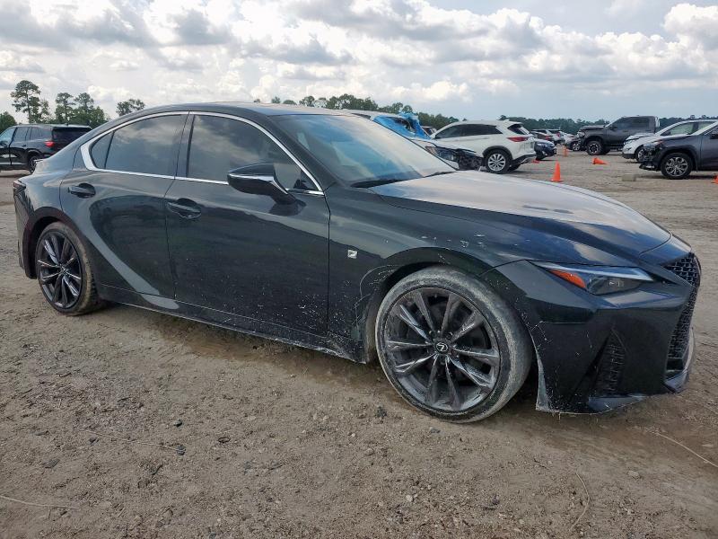  LEXUS IS 2024 Два тона