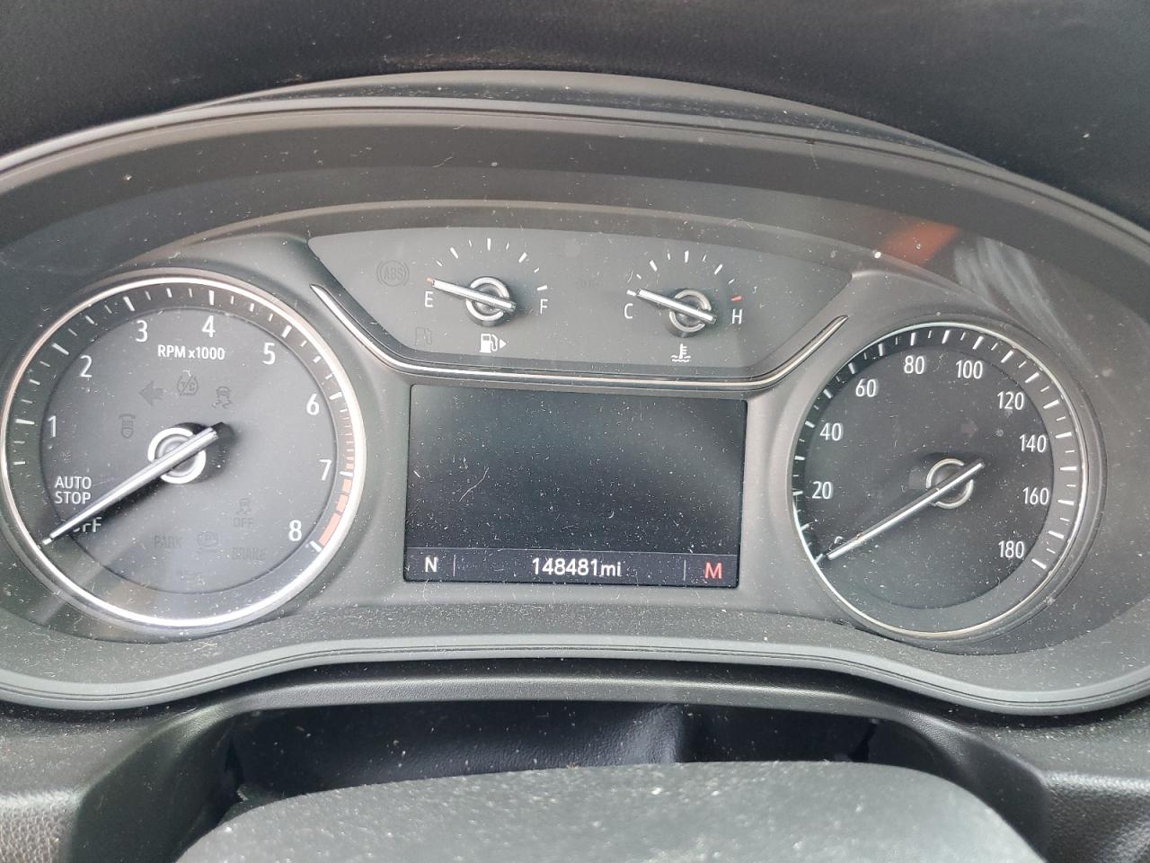 2019 Buick Regal Tourx Essence VIN: W04GV8SX7K1023923 Lot: 70106535