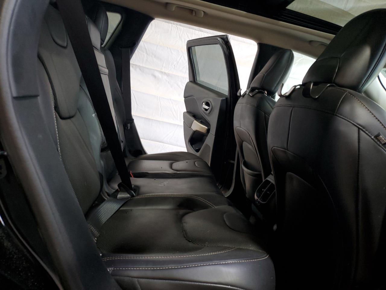 2017 Jeep Cherokee Limited VIN: 1C4PJMDS0HW611976 Lot: 69355895