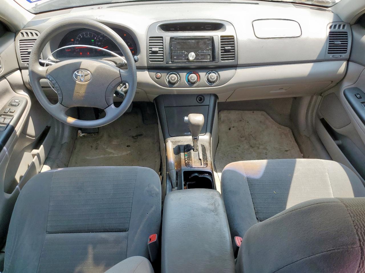 2005 Toyota Camry Le VIN: 4T1BE32KX5U640464 Lot: 69743245