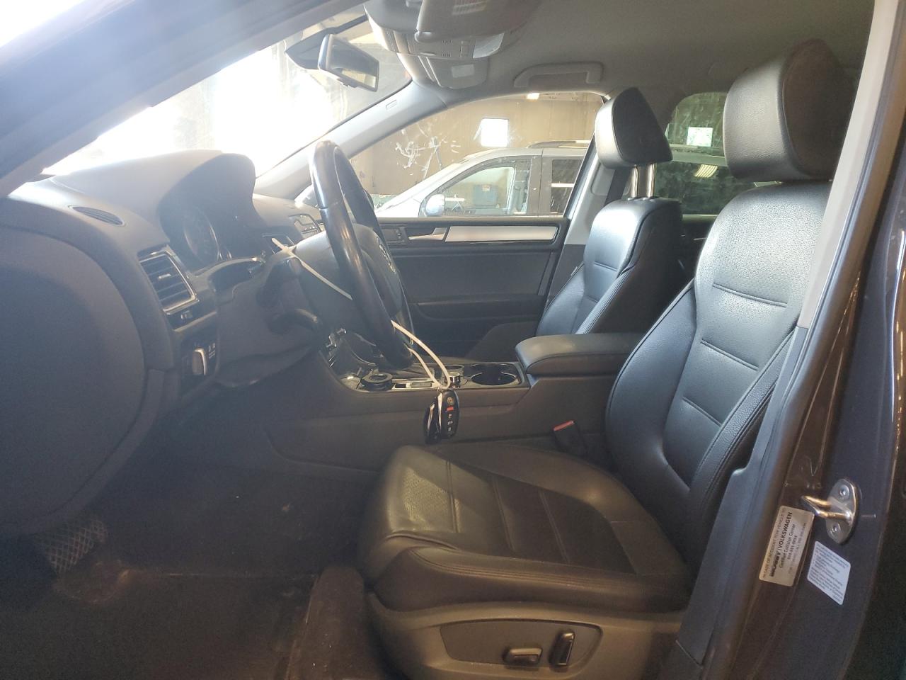 2012 Volkswagen Touareg V6 Tdi VIN: WVGEK9BP1CD011256 Lot: 70214245