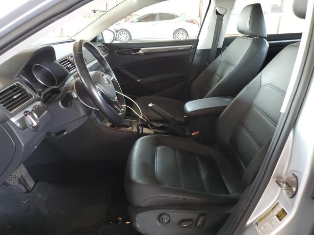  VOLKSWAGEN PASSAT 2018 Silver