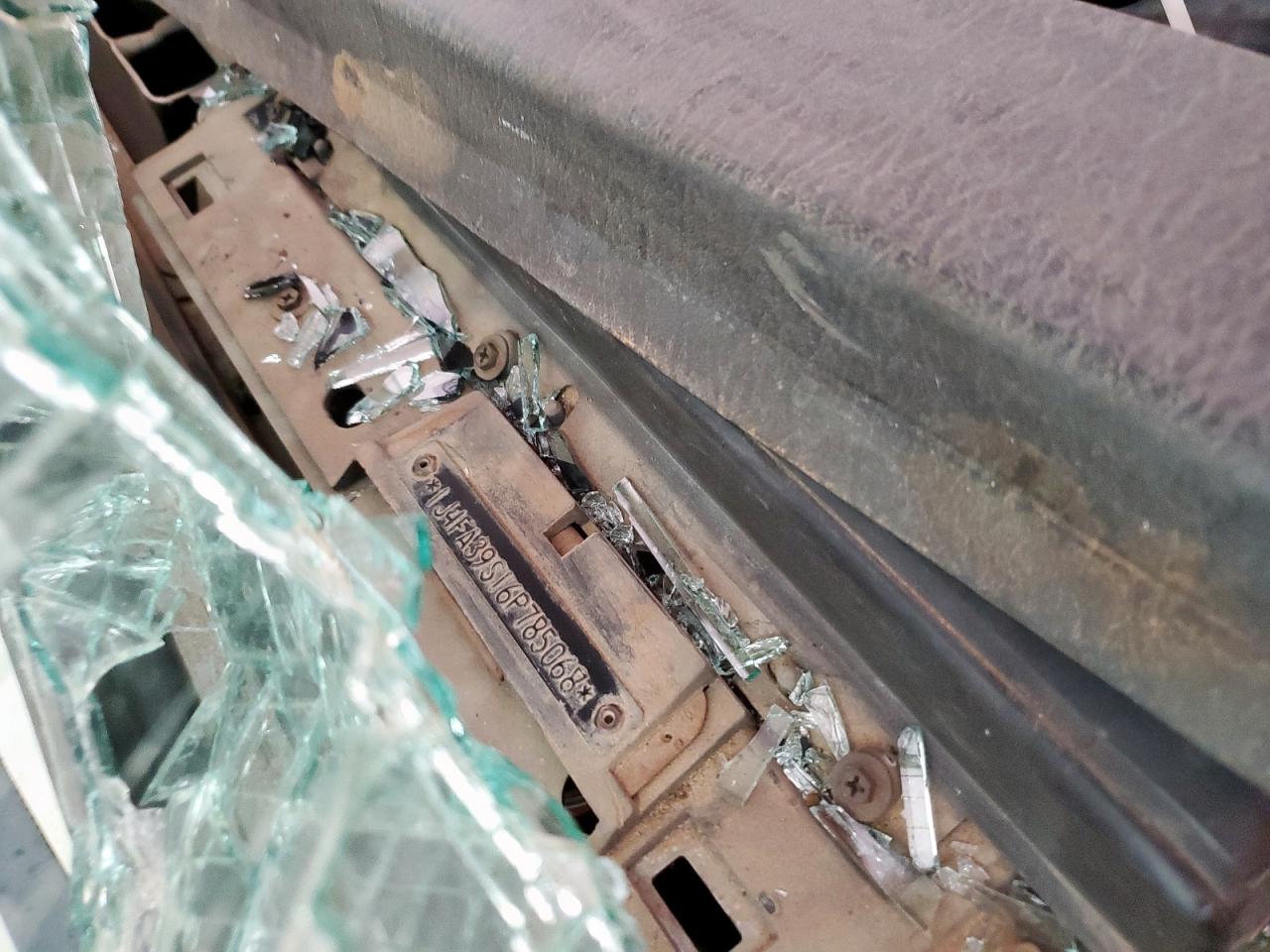 2006 Jeep Wrangler X VIN: 1J4FA39S16P785068 Lot: 70566095