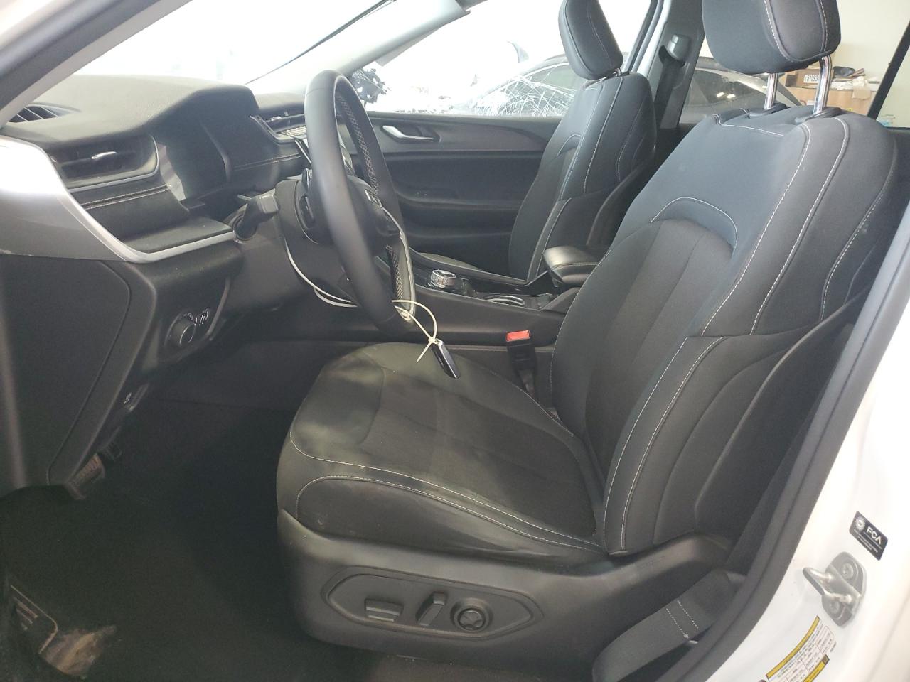 2023 Jeep Grand Cherokee Laredo VIN: 1C4RJHAG2PC570637 Lot: 70373195