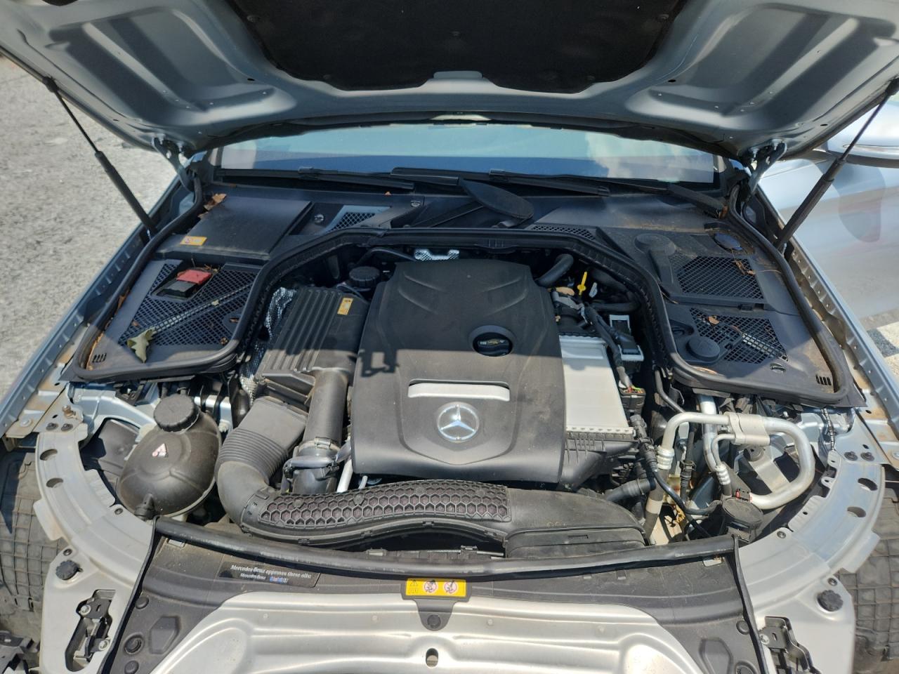 2015 Mercedes-Benz C 300 VIN: 55SWF4JB0FU084829 Lot: 68398225