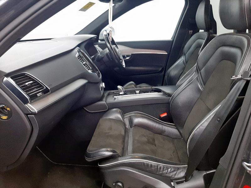 2017 VOLVO XC90 T8 R-