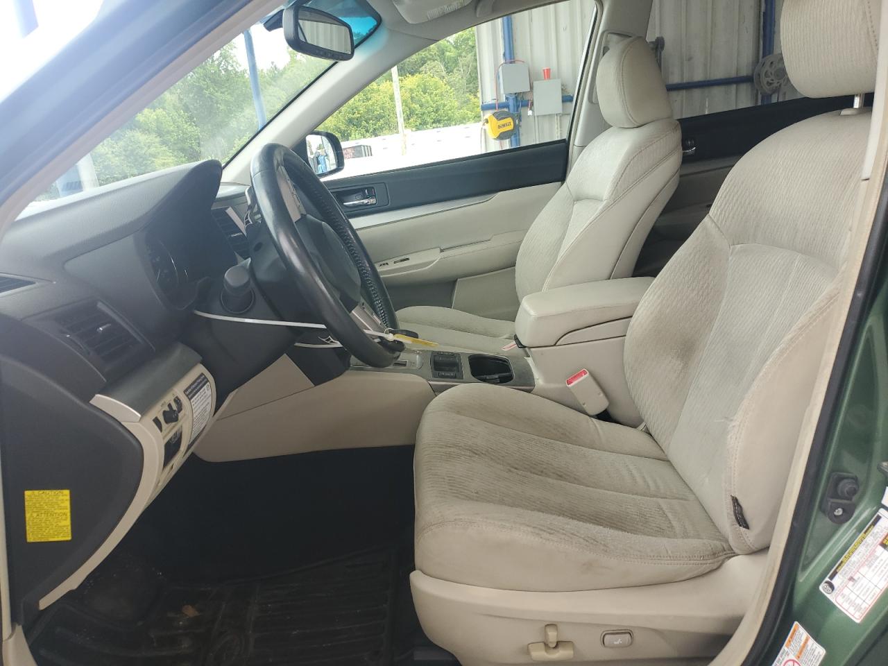 4S4BRCCC1B3383854 2011 Subaru Outback 2.5I Premium