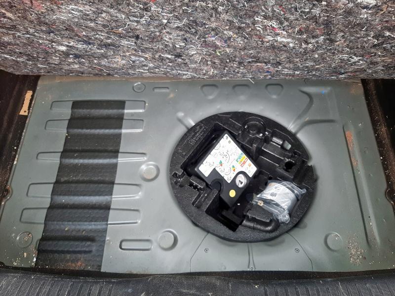 2013 RENAULT CLIO D-QUE