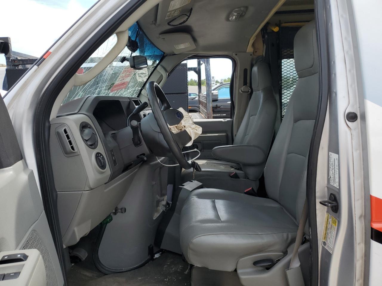 2014 Ford Econoline E250 Van VIN: 1FTNS2EW2EDA74352 Lot: 70581845