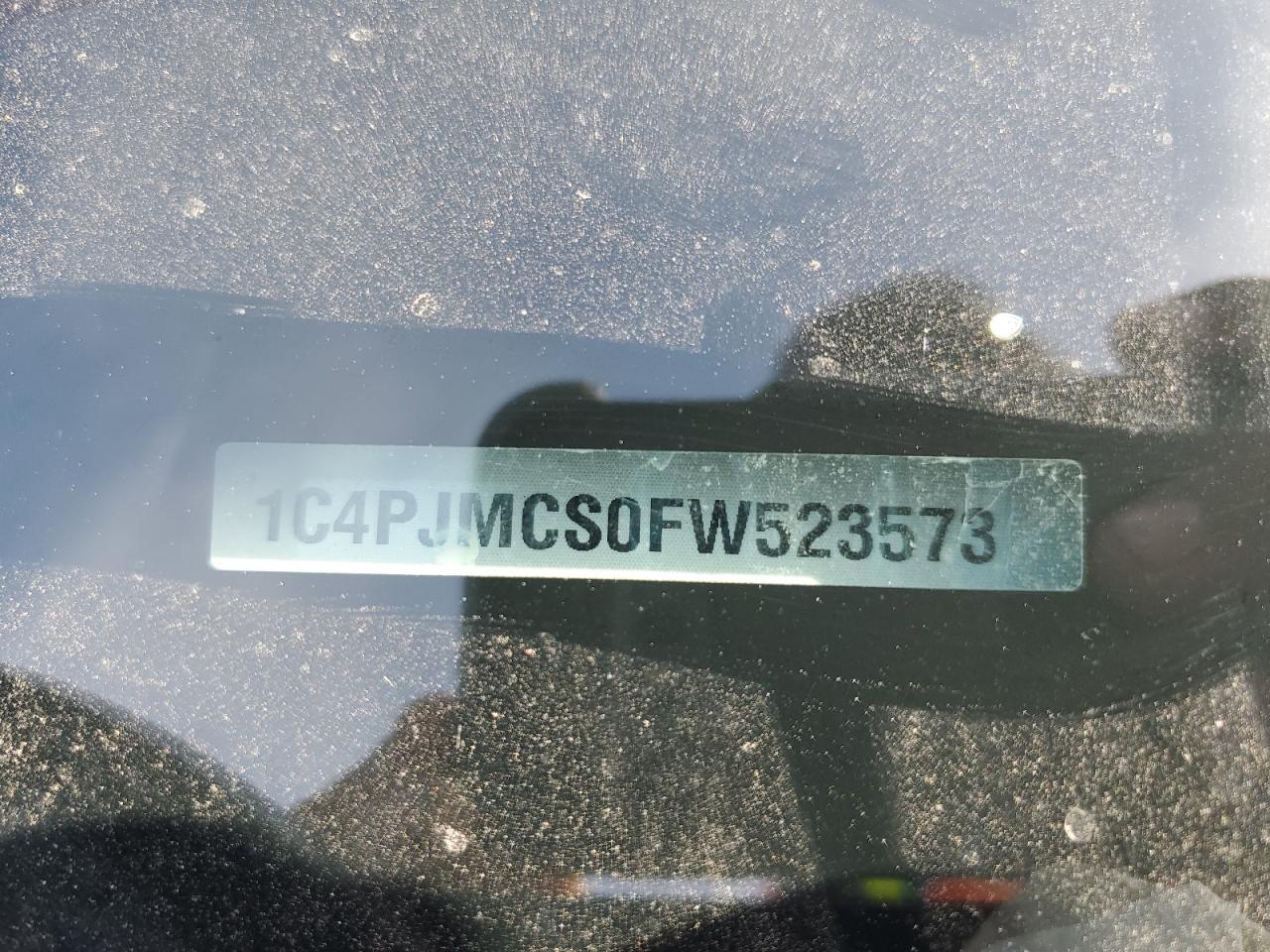 2015 Jeep Cherokee Latitude VIN: 1C4PJMCS0FW523573 Lot: 69290605