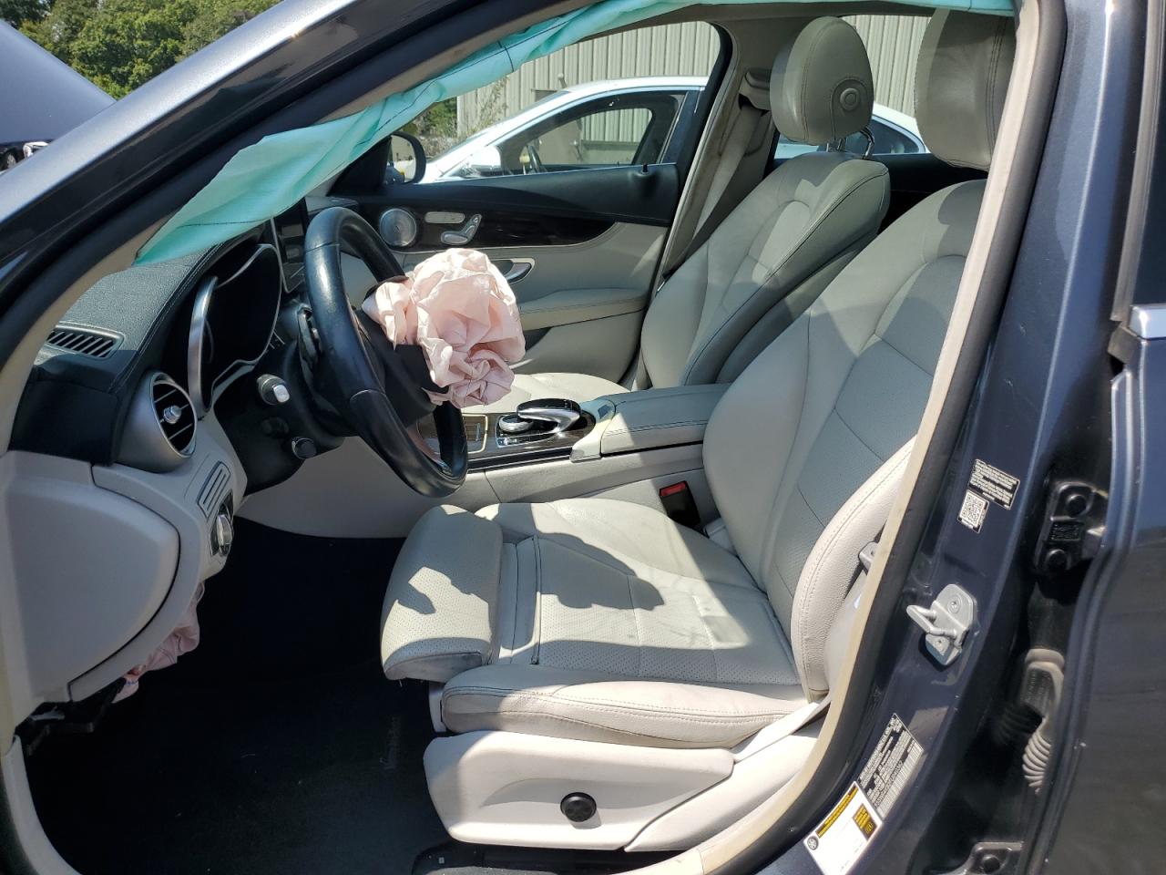 2015 Mercedes-Benz C 300 4Matic VIN: 55SWF4KB2FU040362 Lot: 67301695