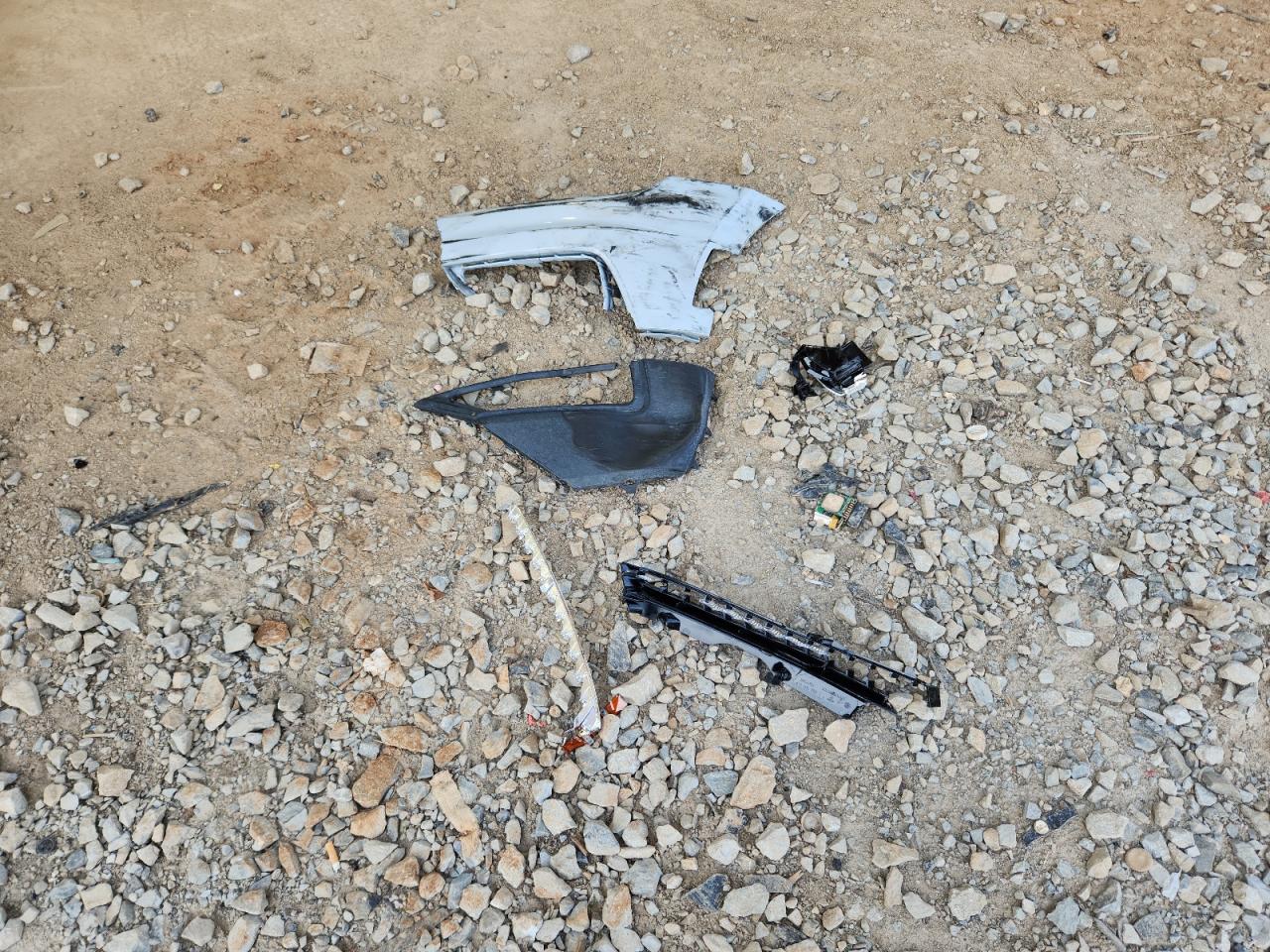 2018 Volkswagen Tiguan Sel Premium VIN: 3VV4B7AX2JM197334 Lot: 69982405