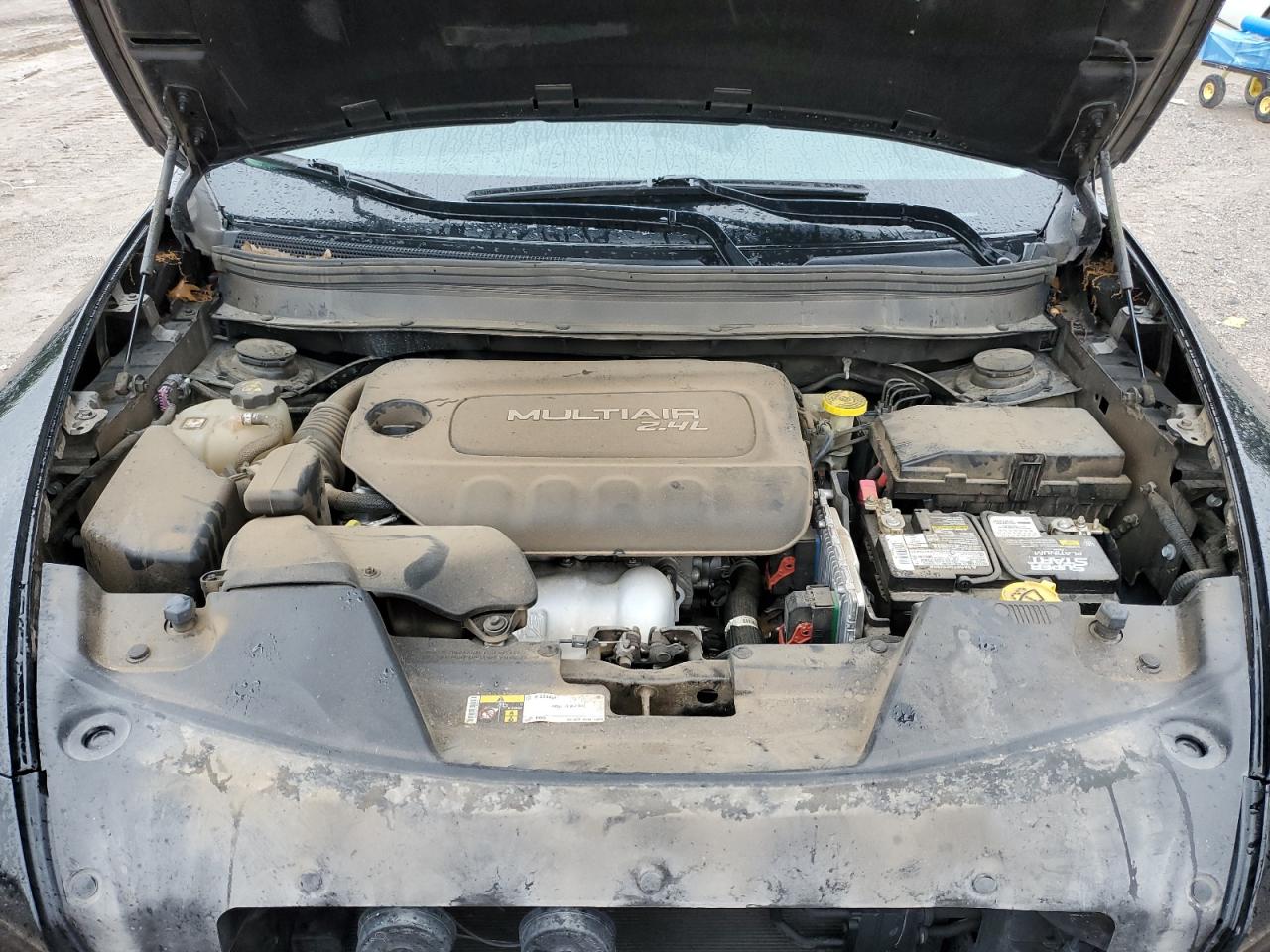 2016 Jeep Cherokee Latitude VIN: 1C4PJLCB1GW355759 Lot: 70629045