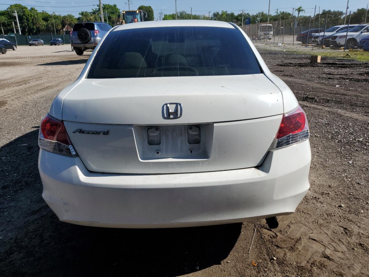 2009 Honda Accord Lx VIN: 1HGCP26339A182808 Lot: 69818055