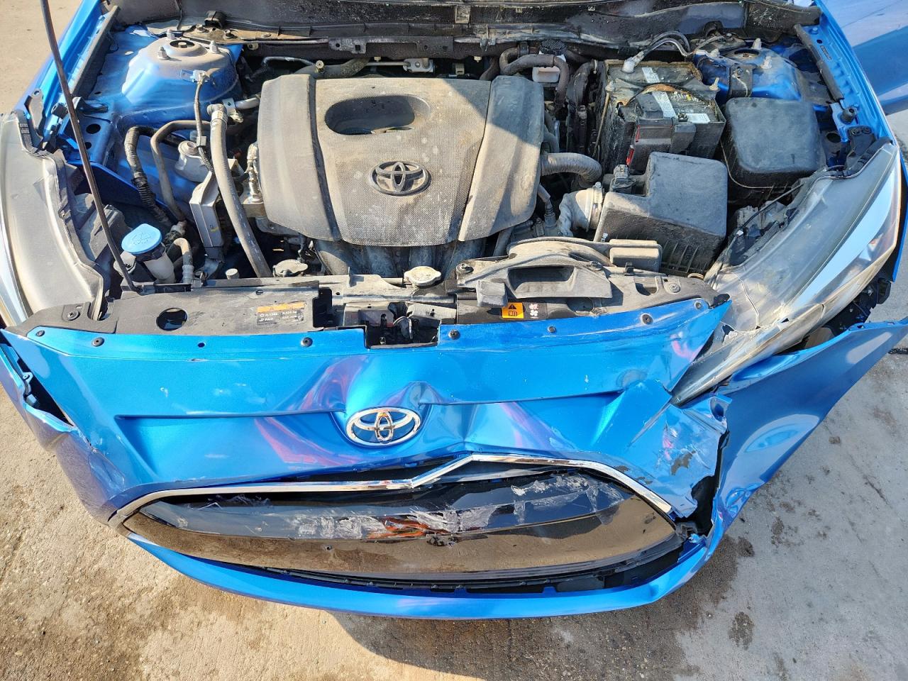 2017 Toyota Yaris Ia VIN: 3MYDLBYV2HY153700 Lot: 69997035