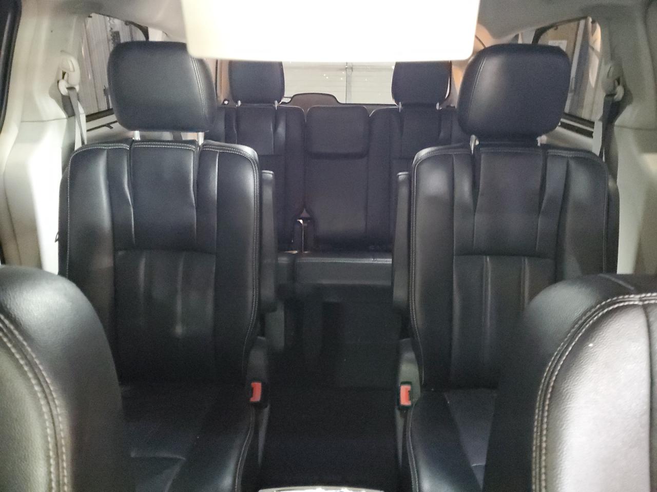 2015 Chrysler Town & Country Touring L VIN: 2C4RC1CG6FR608715 Lot: 69472805