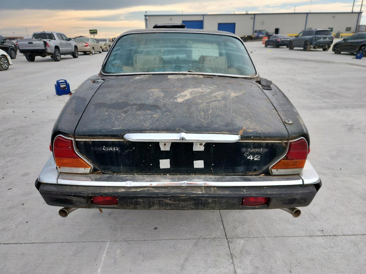 1985 Jaguar Xj6 VIN: SAJJCALP4CC423018 Lot: 67813265