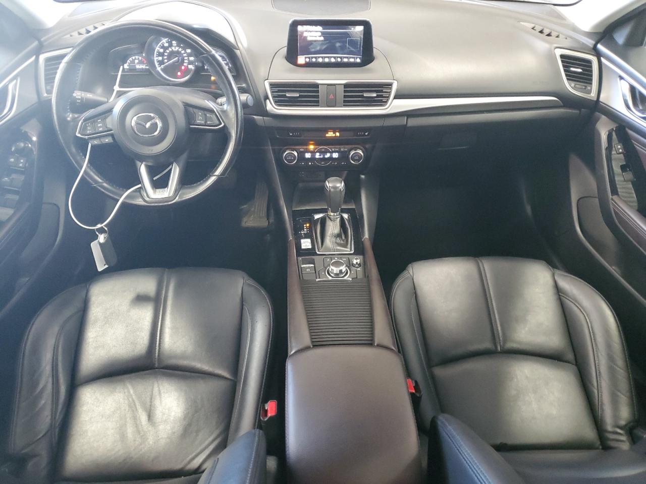 2018 Mazda 3 Touring VIN: 3MZBN1V33JM168469 Lot: 70264535