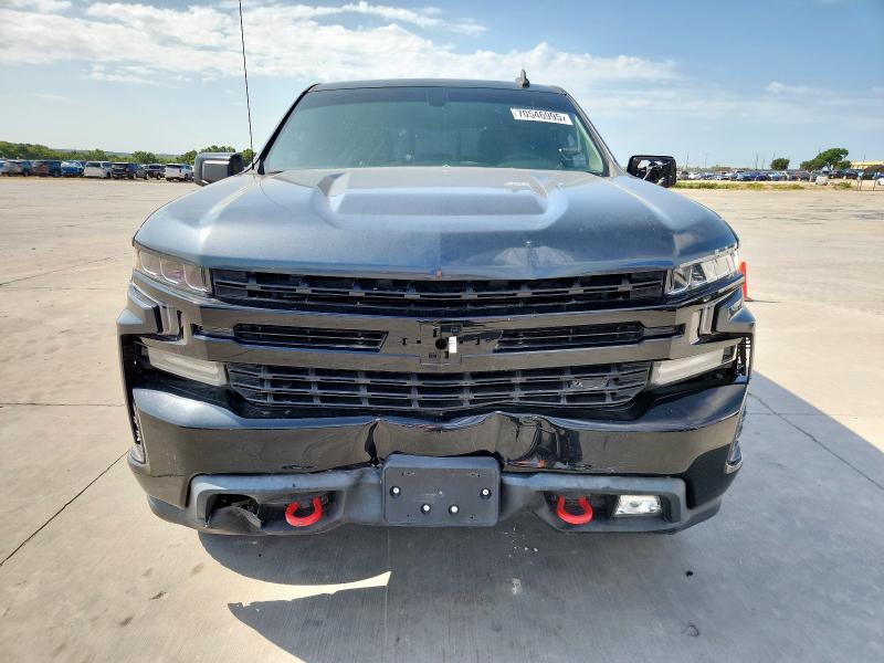  CHEVROLET SILVERADO 2020 Серый