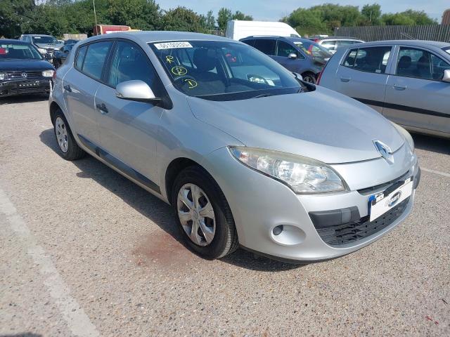 2009 RENAULT MEGANE EXT