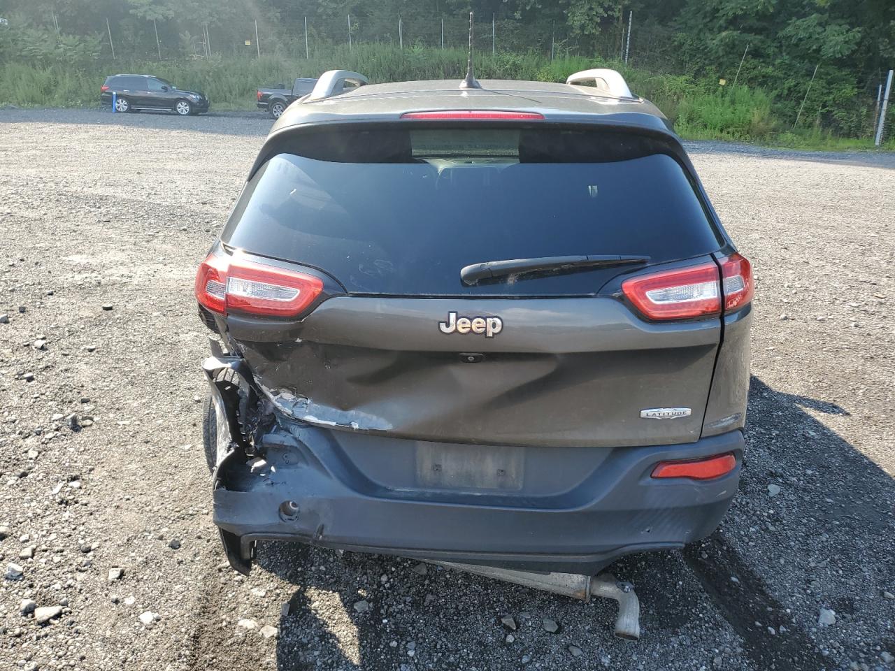 2015 Jeep Cherokee Latitude VIN: 1C4PJLCS7FW536217 Lot: 67219205