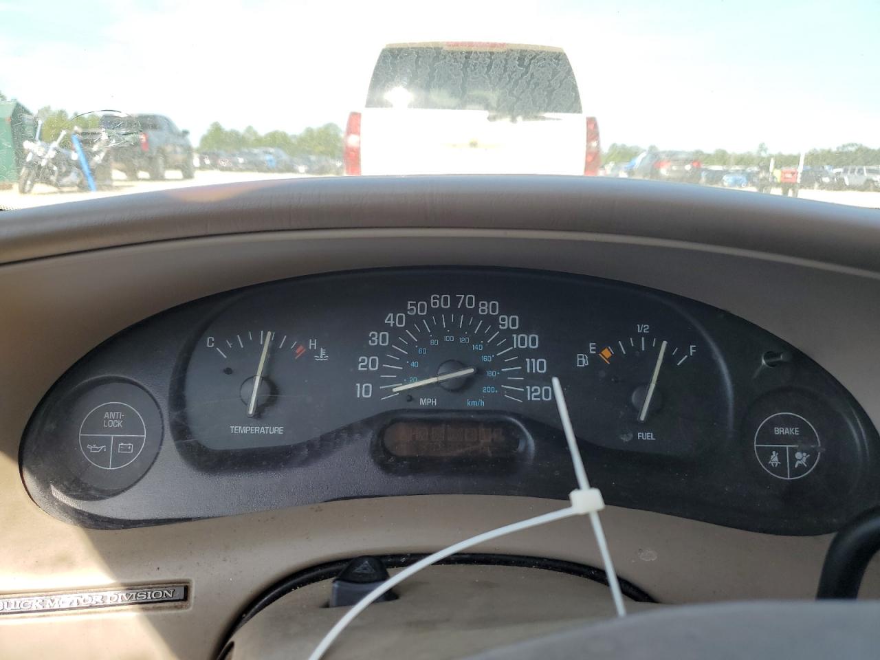 1999 Buick Century Custom VIN: 2G4WS52M3X1538848 Lot: 68590315