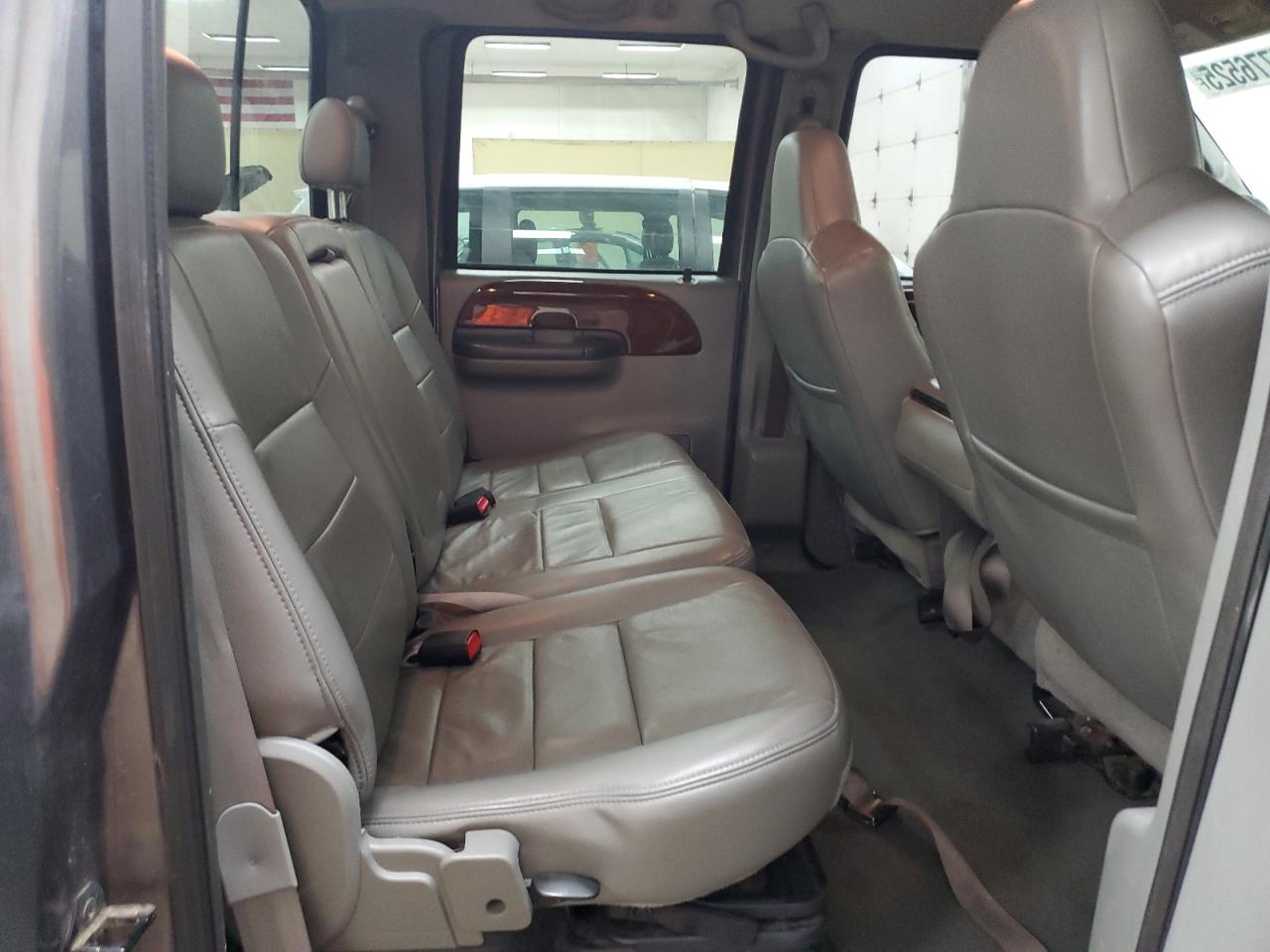 2004 Ford F350 Srw Super Duty VIN: 1FTSW31P34ED87611 Lot: 83990875