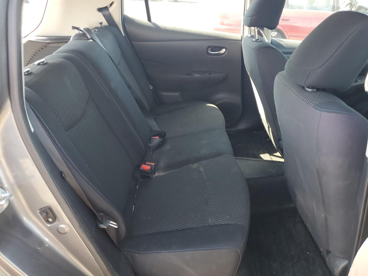 2015 Nissan Leaf S VIN: 1N4AZ0CP7FC310288 Lot: 70935025