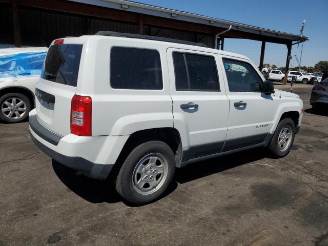  JEEP PATRIOT 2016 Белы