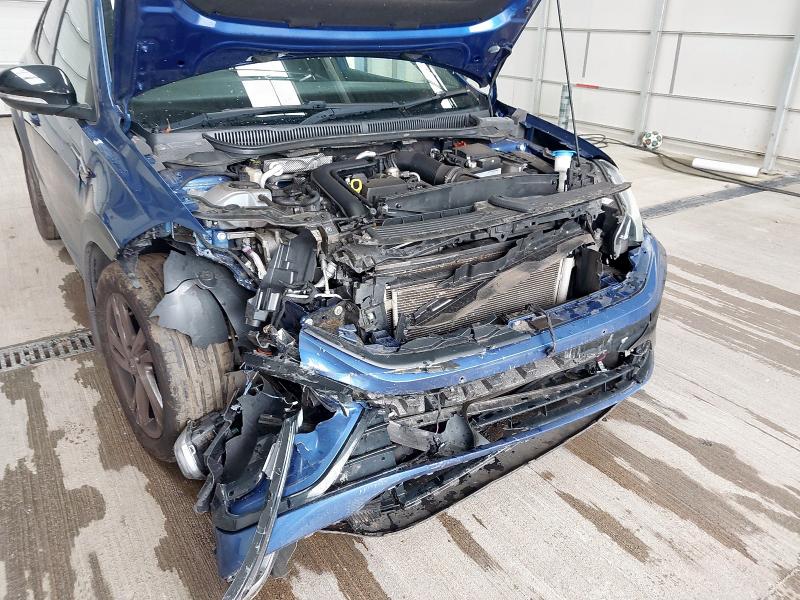 2022 VOLKSWAGEN TAIGO R-LINE TSI S-A 