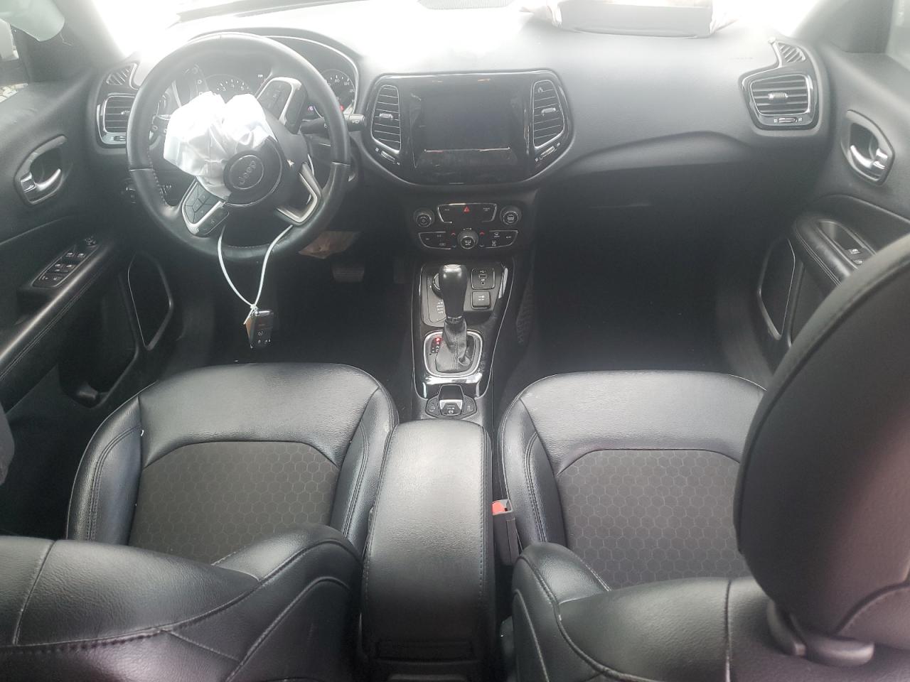 2019 Jeep Compass Latitude VIN: 3C4NJDBB7KT761154 Lot: 67328285