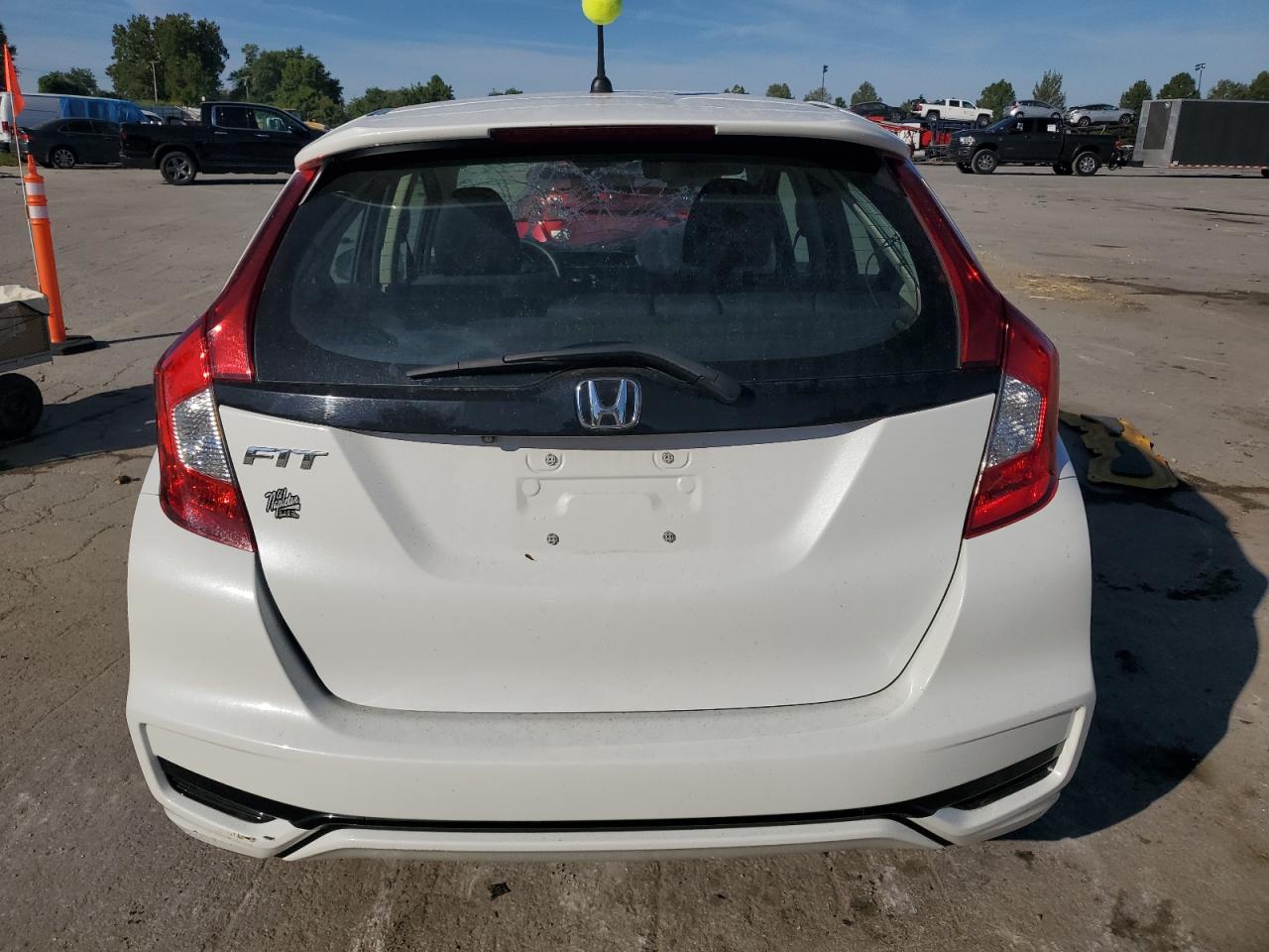 2018 Honda Fit Lx VIN: 3HGGK5H45JM727566 Lot: 70511255