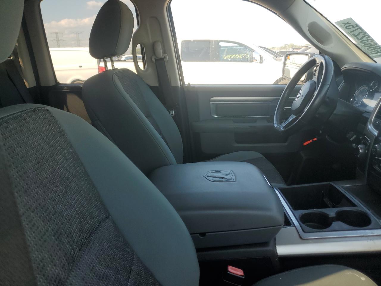 2015 Ram 1500 Slt VIN: 1C6RR6GGXFS590845 Lot: 68632275