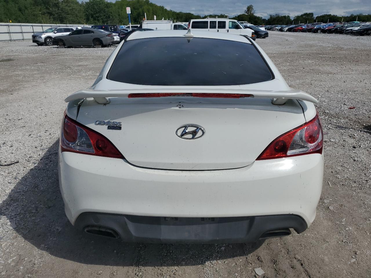 2010 Hyundai Genesis Coupe 2.0T VIN: KMHHT6KD6AU013287 Lot: 70529985