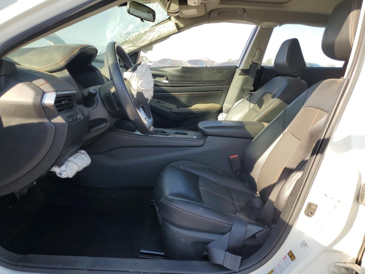 2020 Nissan Altima Sr VIN: 1N4BL4CV2LC267132 Lot: 70725315